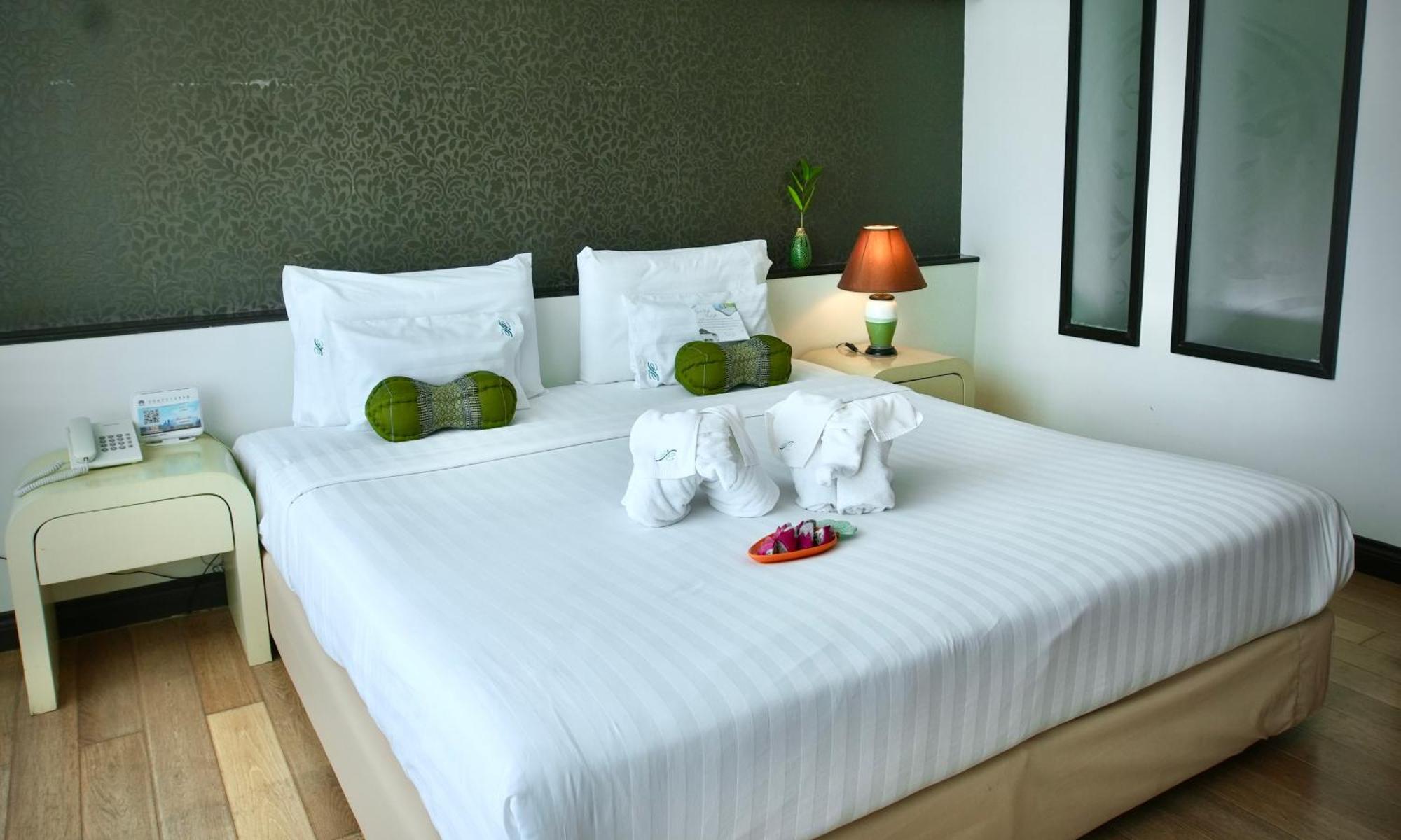 A-Te Chumphon Hotel - Sha Plus Eksteriør billede