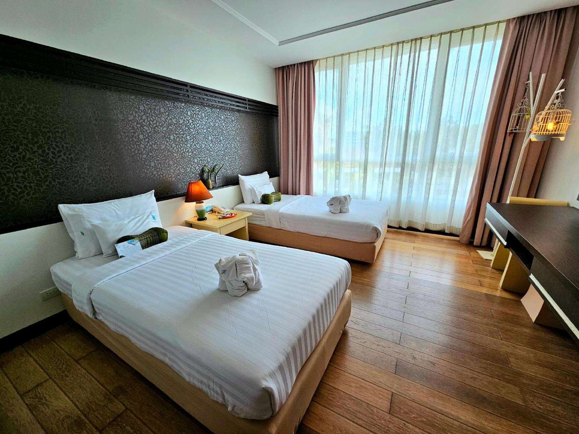 A-Te Chumphon Hotel - Sha Plus Eksteriør billede